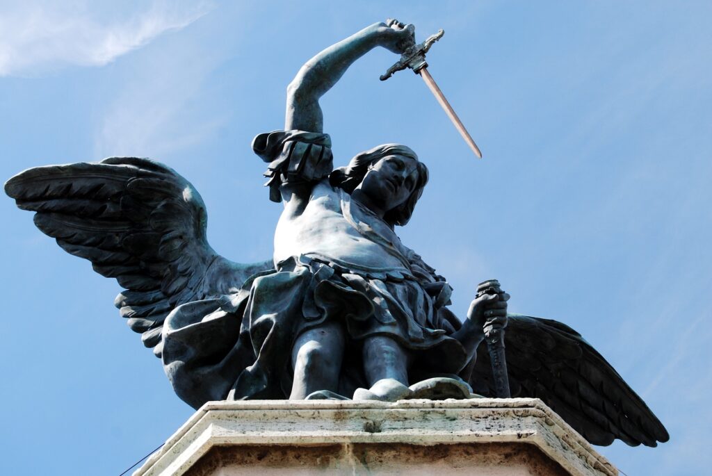 Castel Sant'Angelo, statue