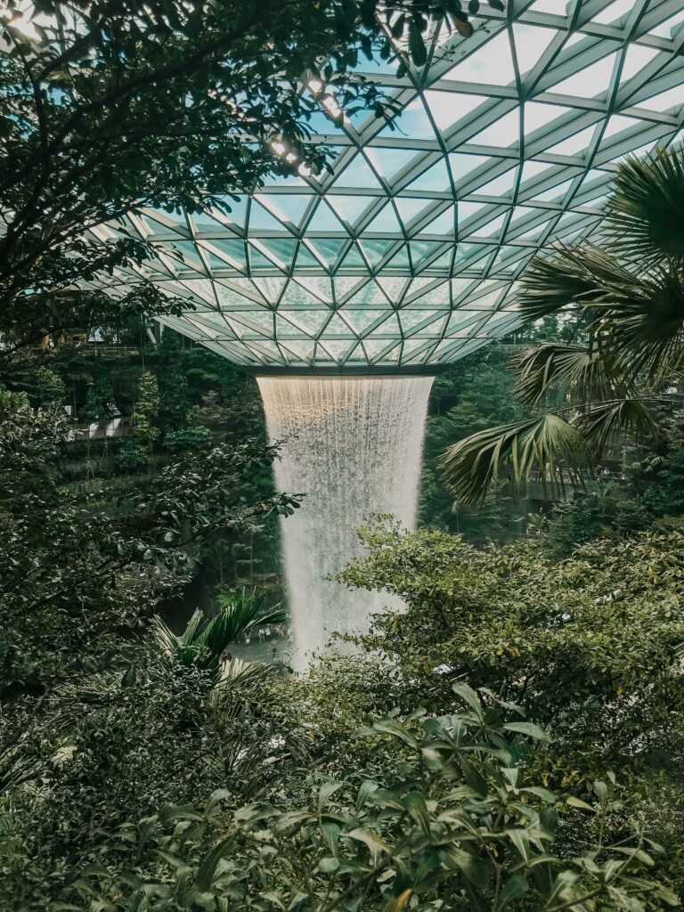 Singapore Changi airport, Waterfall