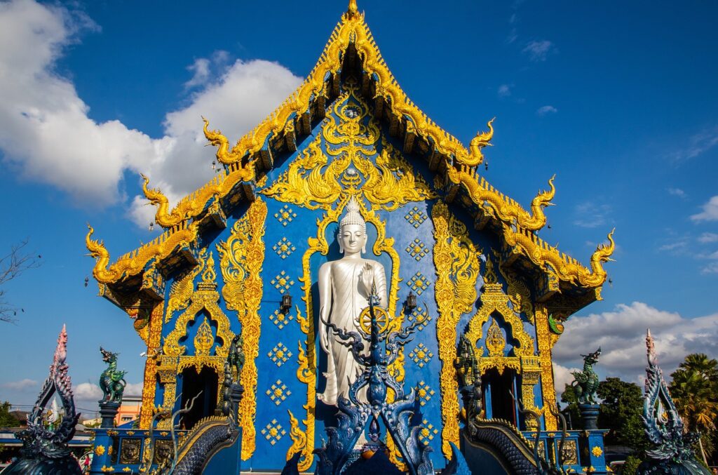 Temple of Wat Rong Suea Ten