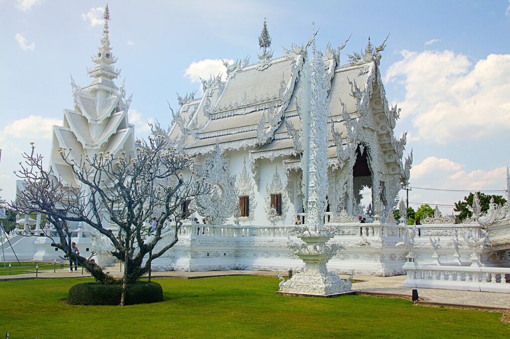 Wat Rong Khun temple