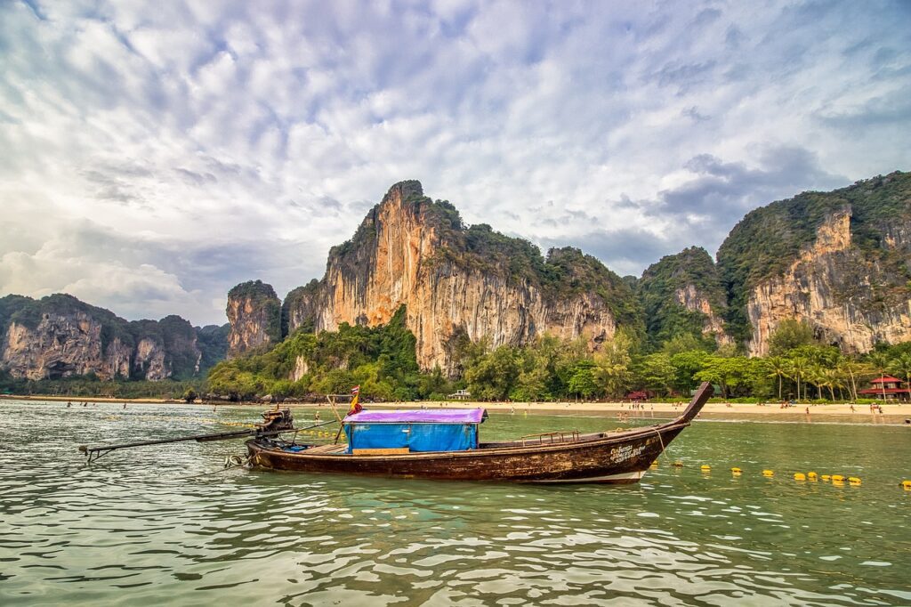 Explore koh phi phi