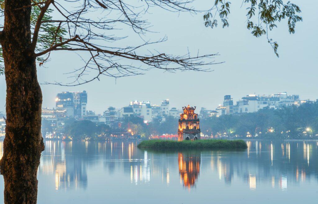 Hoan Kiem Lake 