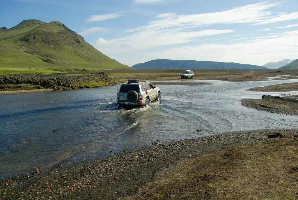4x4 required