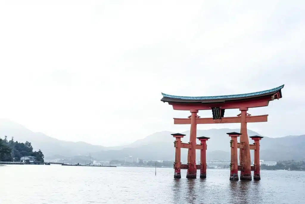 Hiroshima_ Itsukushima Shrine