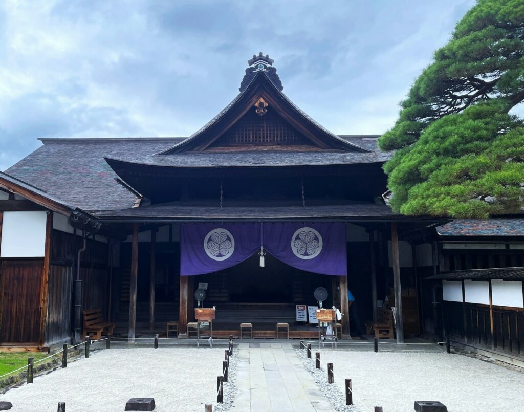 Takayama Jinya