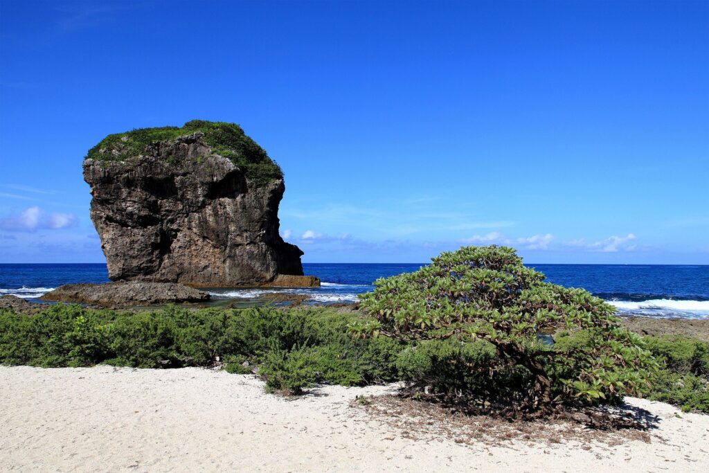 Kenting_chuanfan rock