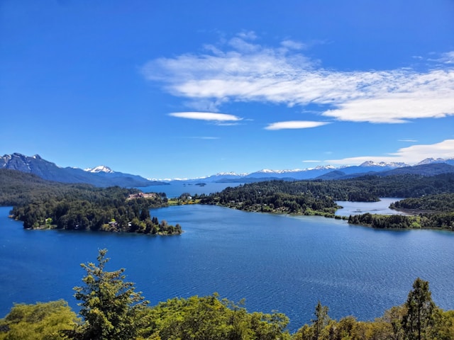 Cerro Otto, Lake