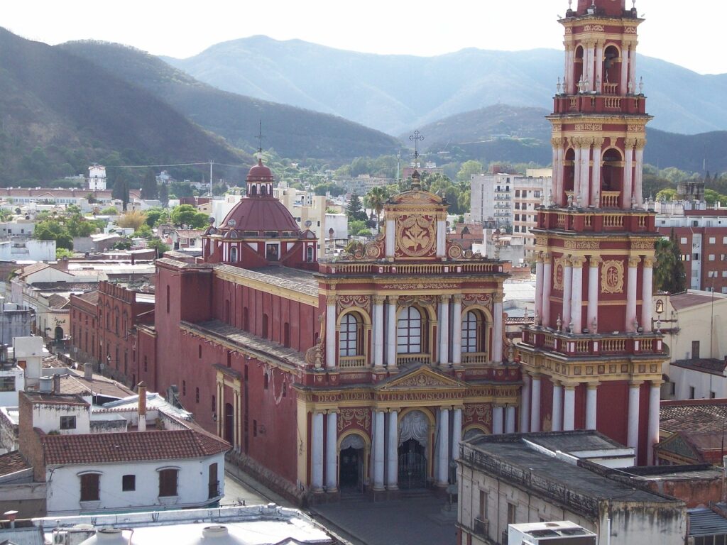 Salta center