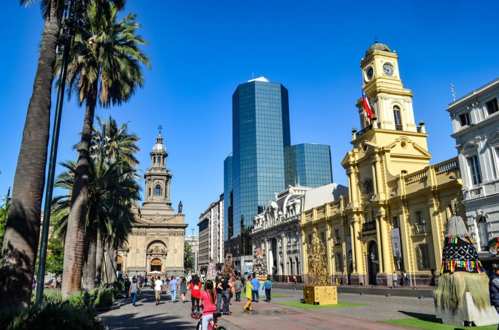 Plaza de Armas in Santiago