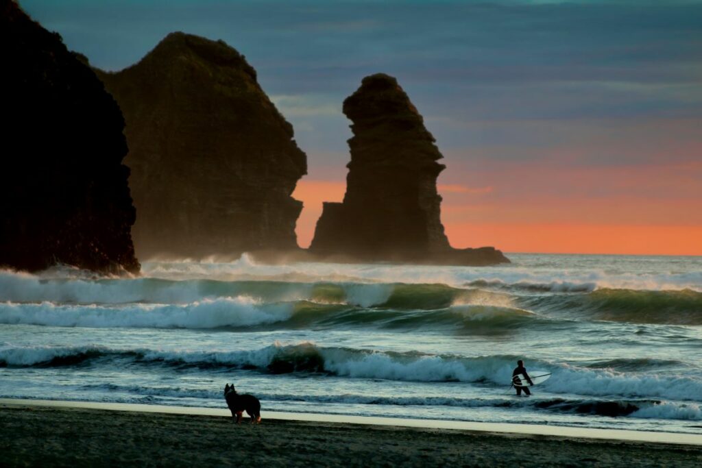 Piha Beach