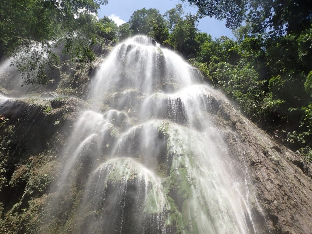 Kawasan Falls