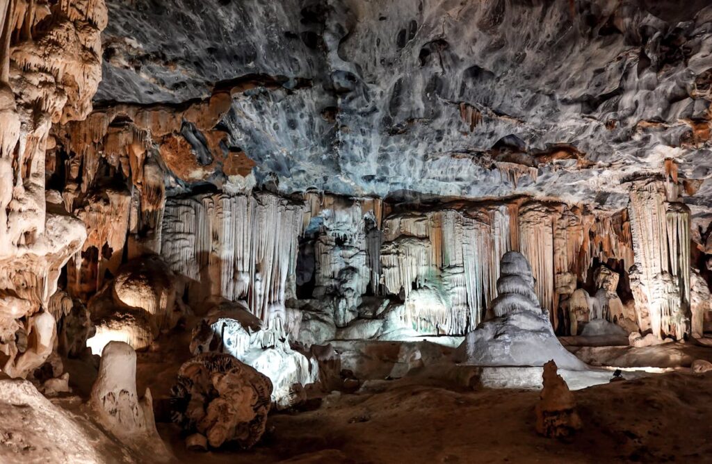 The Garden Route, Cango Caves