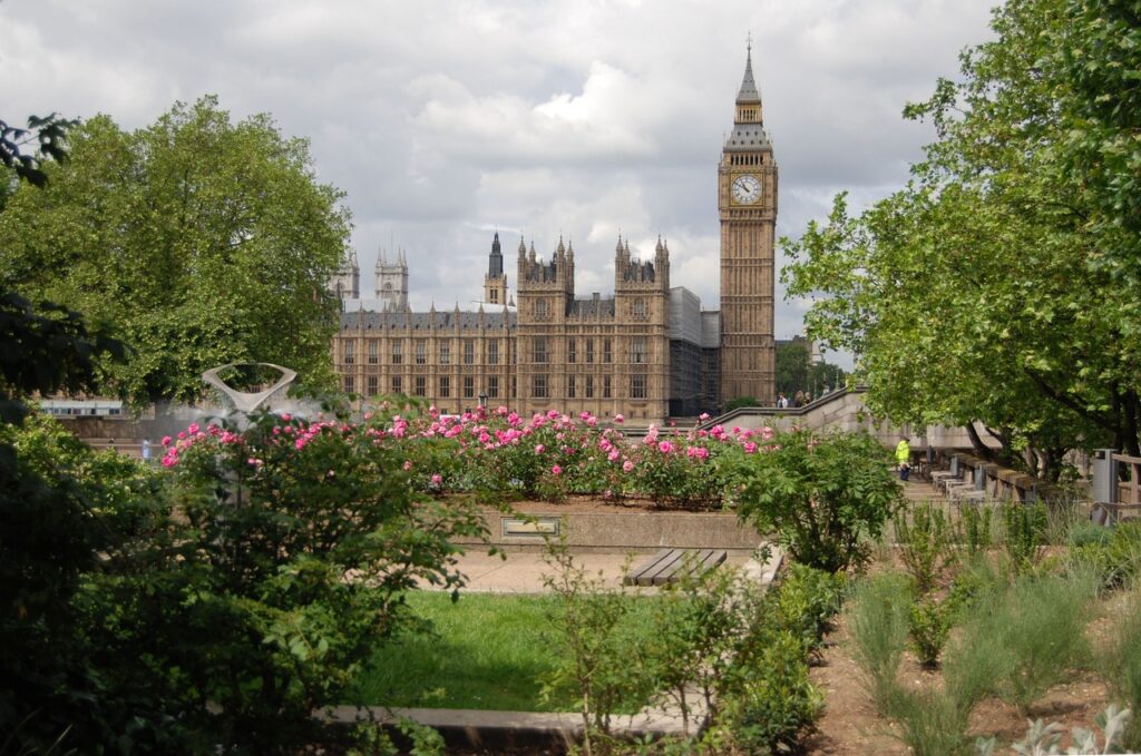 United Kingdom, London, Big Ben and House of Parliament