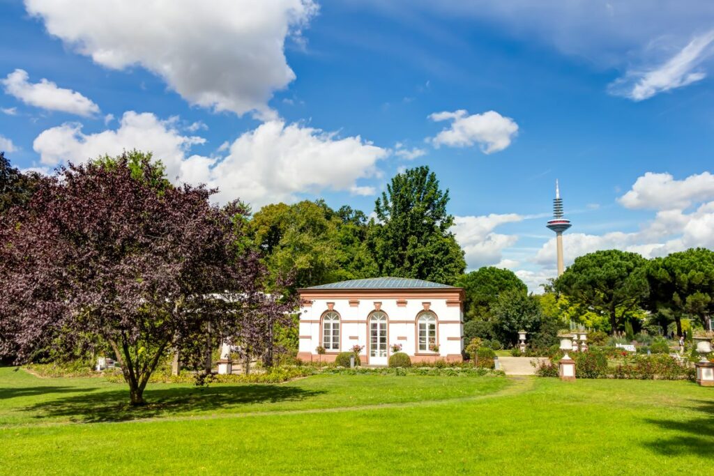 Visit Palmengarten in Frankfurt