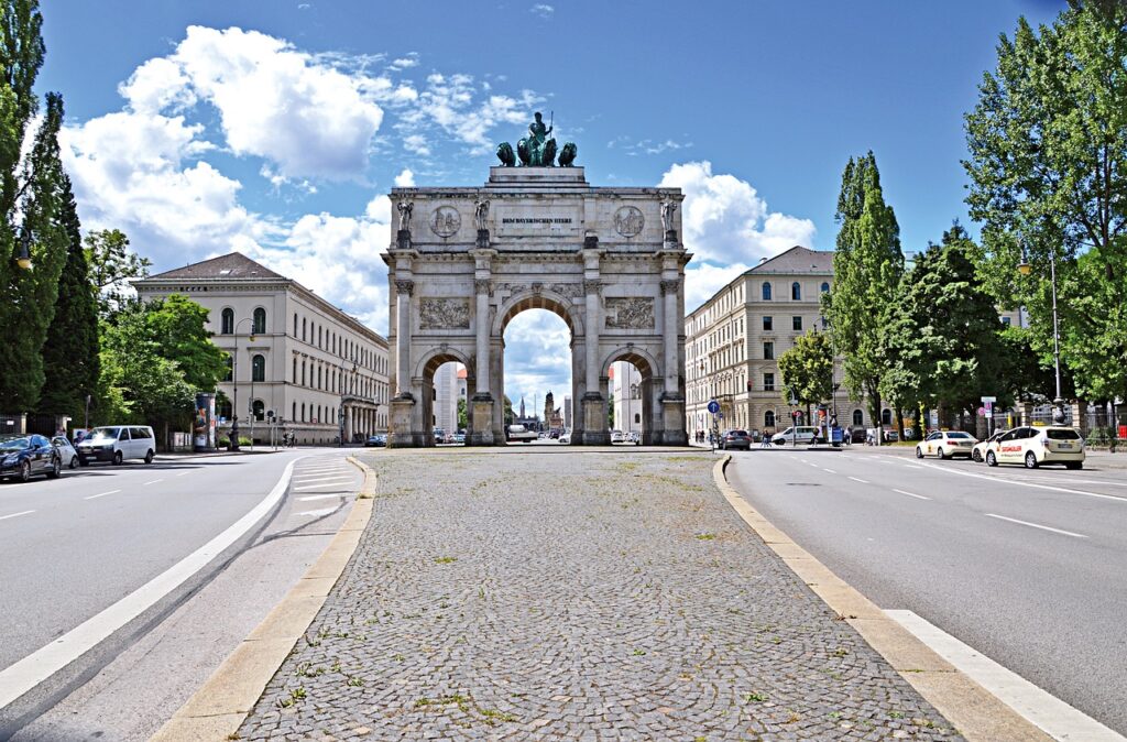 Munich, Victory Gate